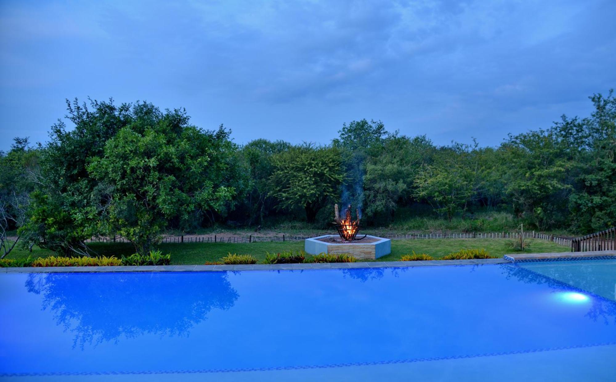 שמורת מאניילטי Kruger Safari Lodge מראה חיצוני תמונה