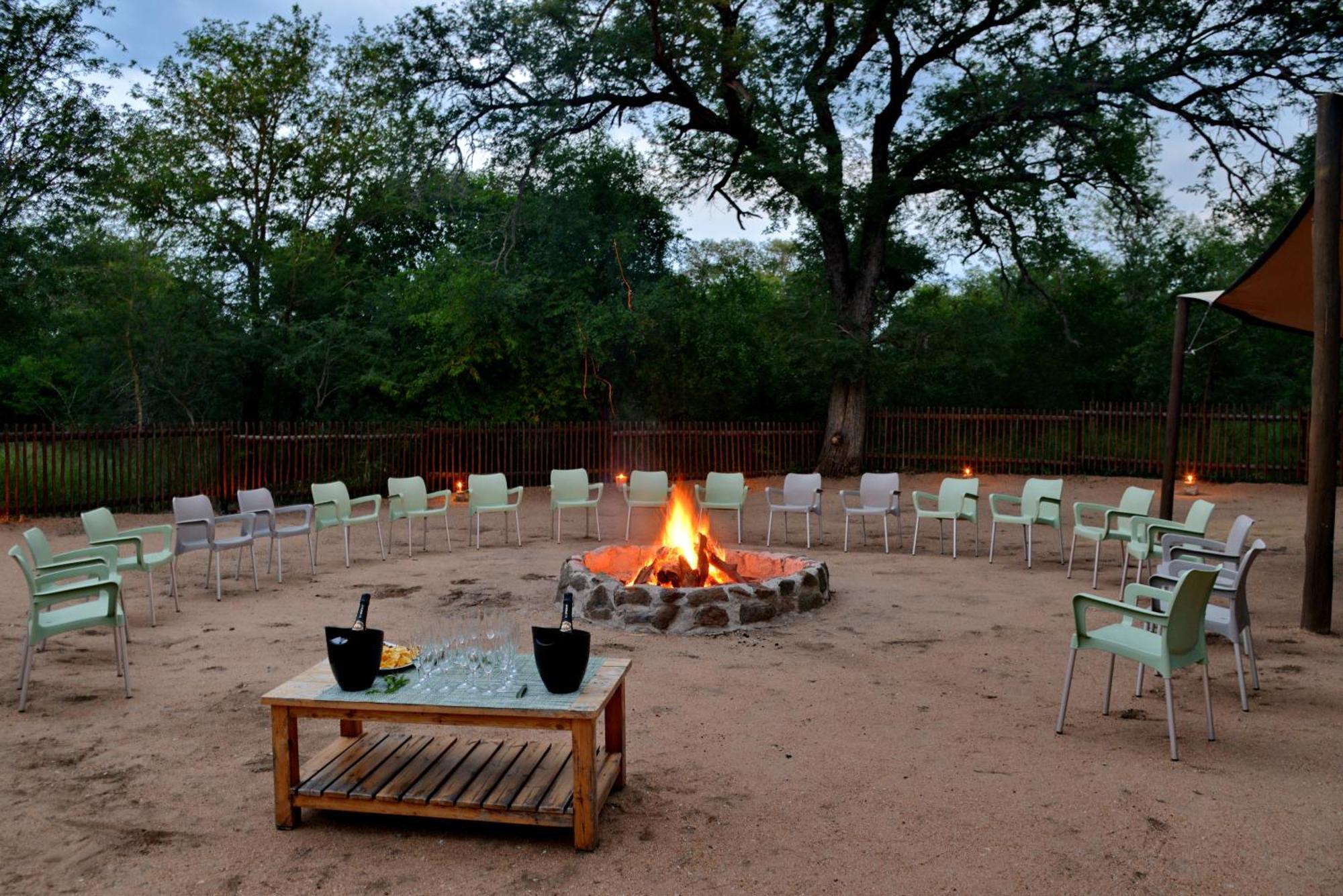 שמורת מאניילטי Kruger Safari Lodge מראה חיצוני תמונה